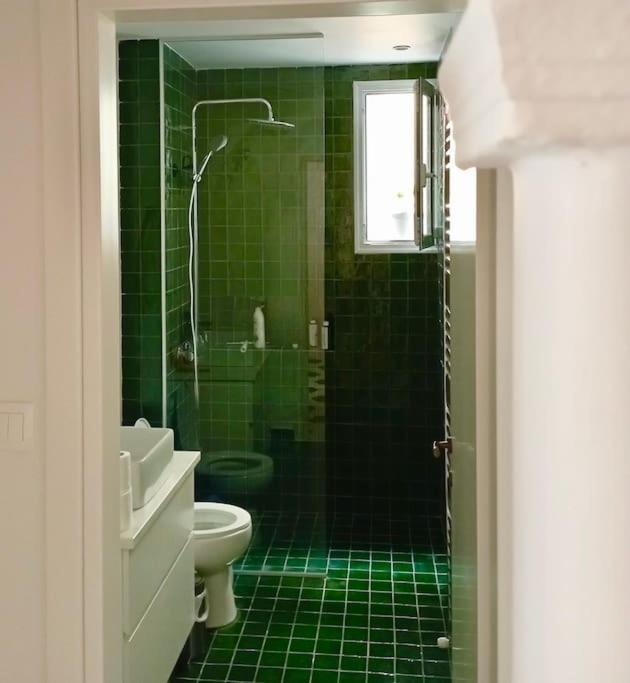Stylish City Flat Near Promenade Солун Екстериор снимка
