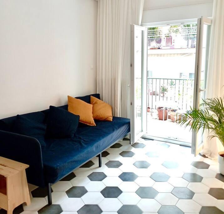Stylish City Flat Near Promenade Солун Екстериор снимка